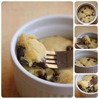 FOR THOSE DAYS WHEN YOU JUST WANT TO MAKE ONE COOKIE! 

1 tbsp butter melted
1 tbsp white sugar
1 tbsp brown sugar
3 drops of vanilla 
pinch of salt
1 egg yolk
1/4 cup flour 
2 tbsp chocolate chips

MICROWAVE 40-60 SEC IN A CUP OR BOWL 
Viola! Single serving deep dish chocolate chip cookie! 

SHARE TO SAVE ON YOUR PAGE!