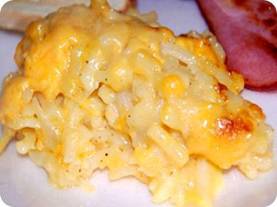 I AM REPOSTING THIS RECIPE BECAUSE TONIGHT I FIXED IT  AND IT IS DELICIOUS! Save to your timeline so you will have it for later! 

Cracker Barrel Hashbrown Casserole

 Ingredients

 32 oz frozen shredded hash browns
 1/2 cup melted butter (unsalted)
 1 (10 1/4 ounce) can of cream of chicken soup
 1 pint of sour cream
 1/2 cup onion finely chopped
 2 cups grated colby jack cheese
 1/4 teaspoon pepper
 1/4 teaspoon salt

 Instructions

 Preheat oven to 350.
 Mix all ingredients together.
 Place in a greased 9x13 glass casserole dish.
 Bake for 45 Minutes.

 

✿Share✿´¯`*•.¸¸✿Follow✿¯`*•.¸¸✿Tag✿¯`*•.¸¸✿(y) Like✿--

 ┊ ★Start your 90 day challenge >http://vcingolani.sbc90.com/
 ☆Join my weight loss group —> https://www.facebook.com/groups/WeightNoMoreWithVickie